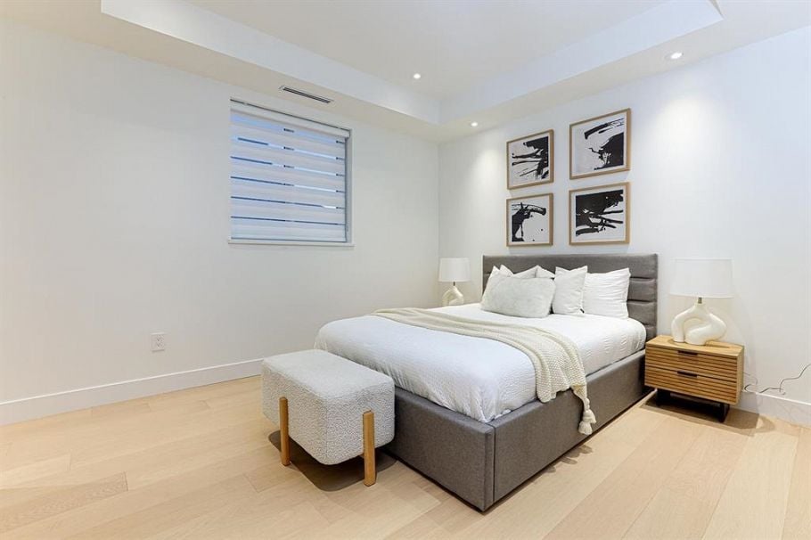1943 E 6th Avenue Vancouver, BC - 21
