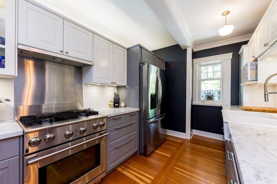 461 E St. James Road North Vancouver, BC - 7