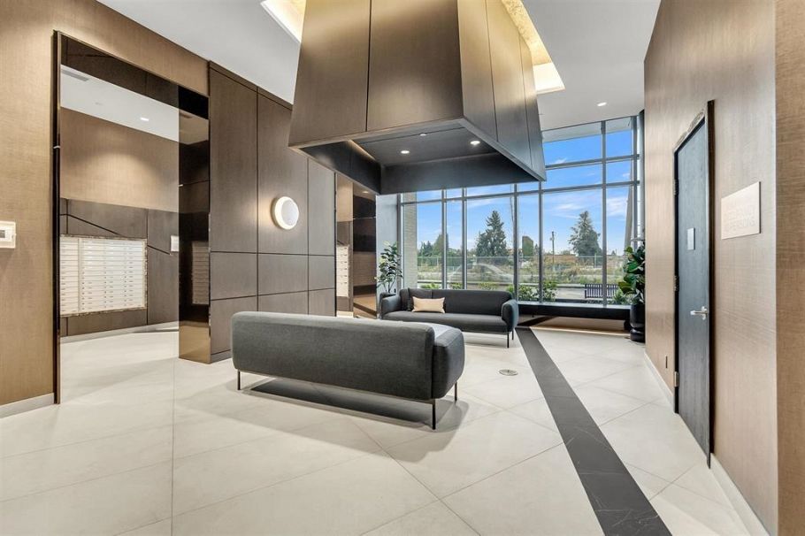 706 1500 Fern Street North Vancouver, BC - 36