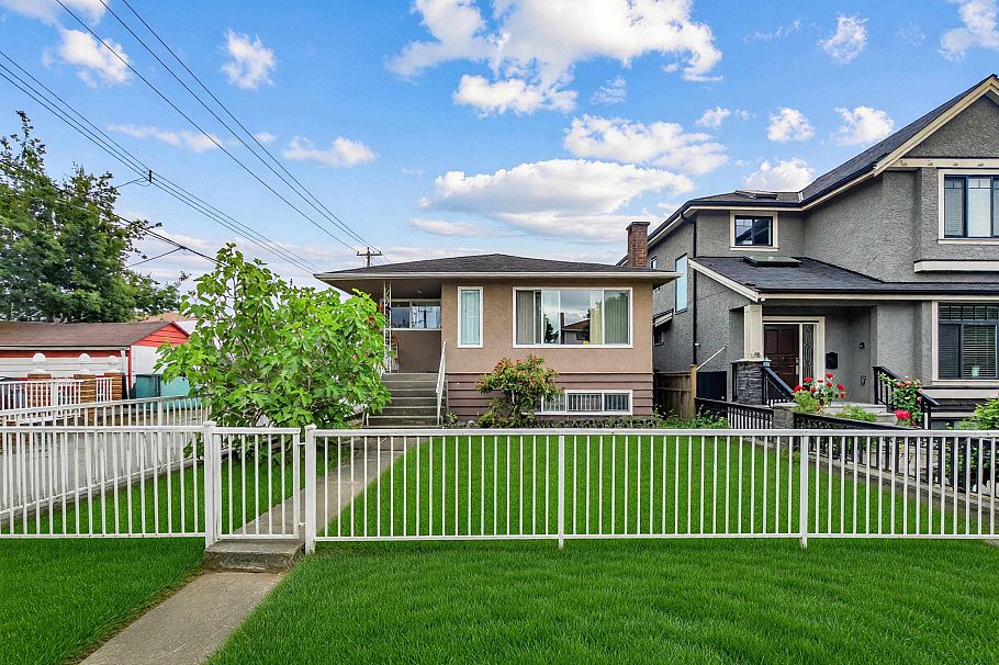 1972 E 51st Avenue Vancouver, BC - 1