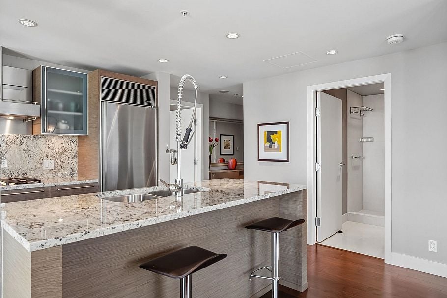 3305 1111 Alberni Street Vancouver, BC - 15