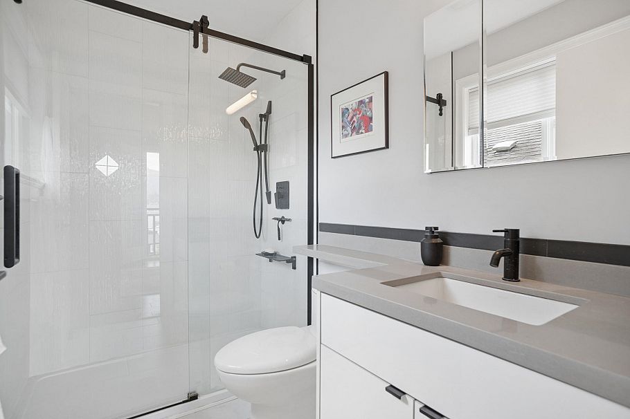 2808 Wall Street Vancouver, BC - 22