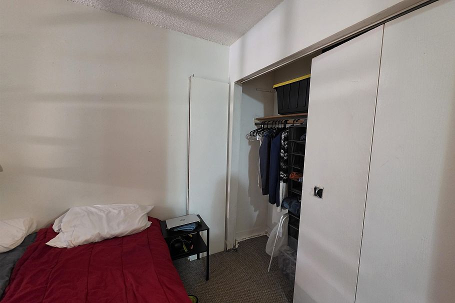 211 1440 E Broadway Vancouver, BC - 17