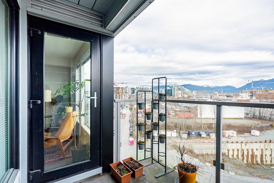 708 384 E 1st Avenue Vancouver, BC - 32