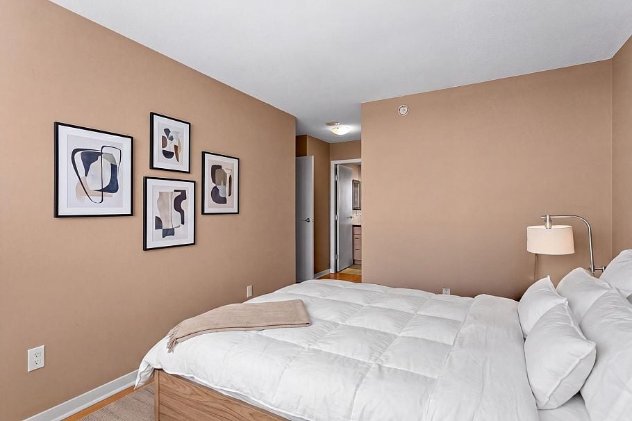 2505 1033 Marinaside Crescent Vancouver, BC - 12