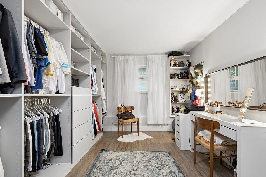 3 270 E 3rd Street North Vancouver, BC - 11