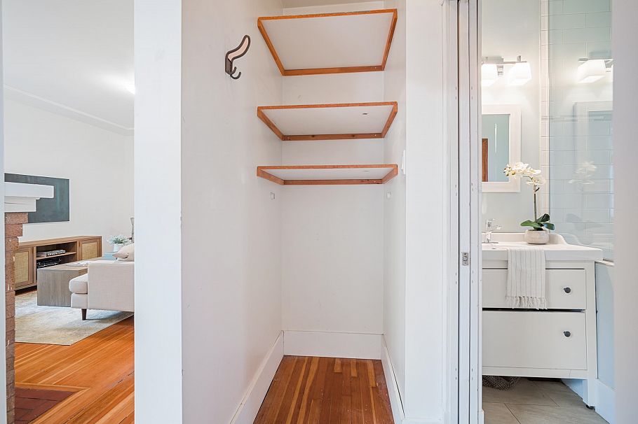 2497 Wall Street Vancouver, BC - 35