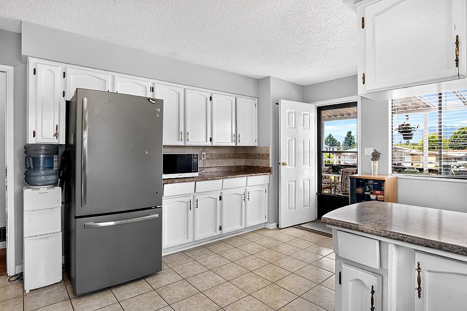 2871 E 18th Avenue Vancouver, BC - 7