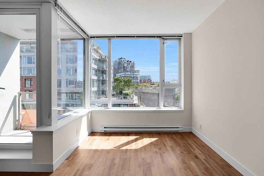 803 251 E 7th Avenue Vancouver, BC - 3