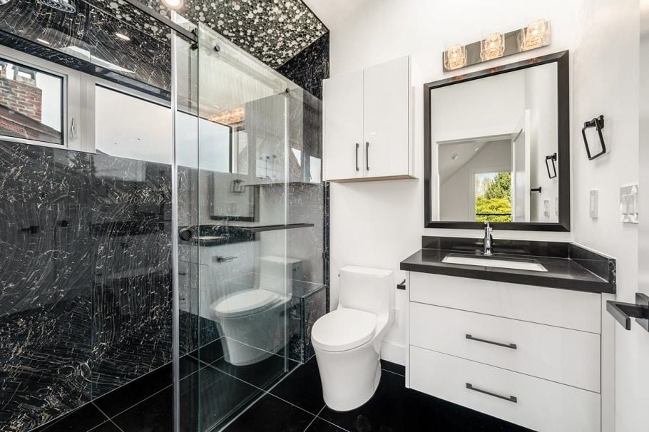 1 950 W 17th Avenue Vancouver, BC - 24