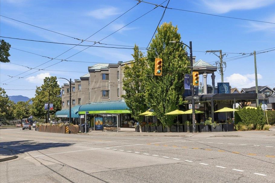 203 3368 Main Street Vancouver, BC - 18