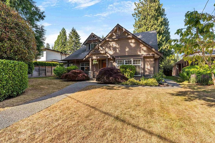 3538 Bluebonnet Road North Vancouver, BC - 1