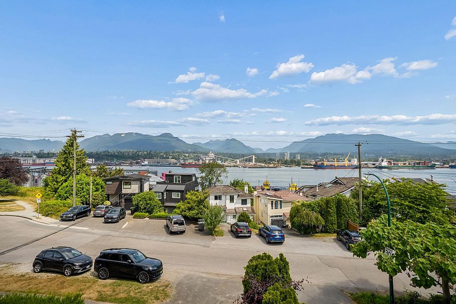 2808 Wall Street Vancouver, BC - 21