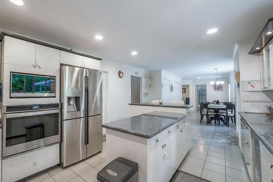 1224 E 14th Street North Vancouver, BC - 5