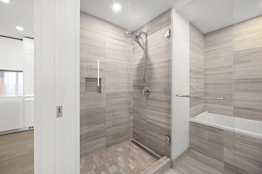 4001 1480 Howe Street Vancouver, BC - 17
