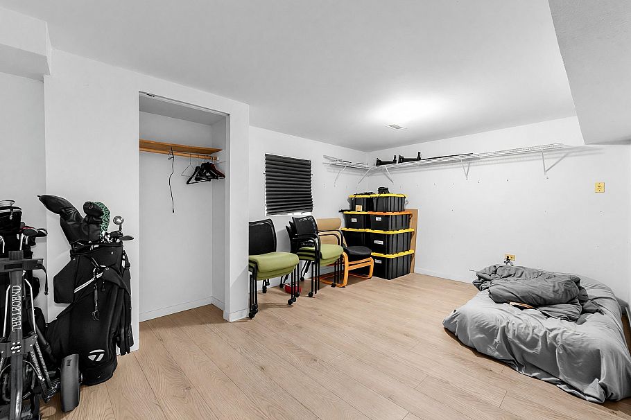 1972 E 51st Avenue Vancouver, BC - 21