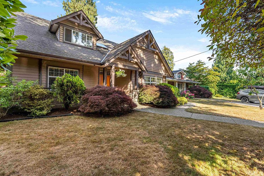 3538 Bluebonnet Road North Vancouver, BC - 3