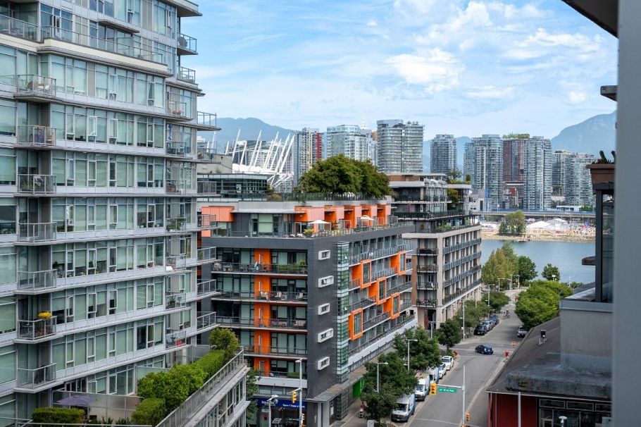 1102 89 W 2nd Avenue Vancouver, BC - 24