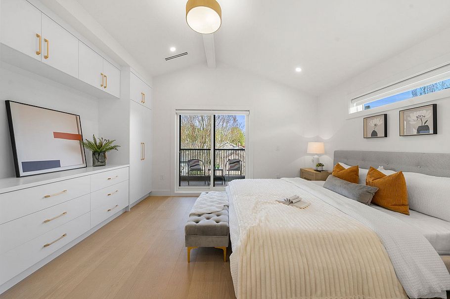 1 1582 E 2nd Avenue Vancouver, BC - 37