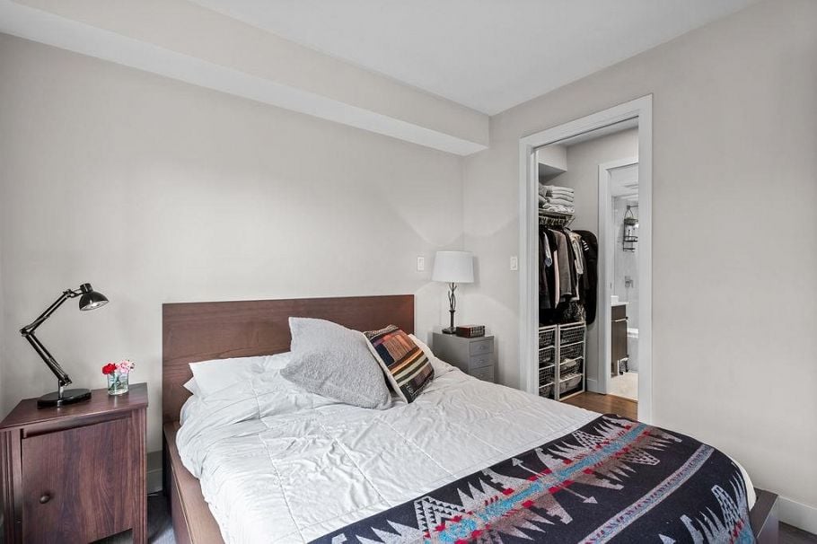 324 1588 E Hastings Street Vancouver, BC - 18