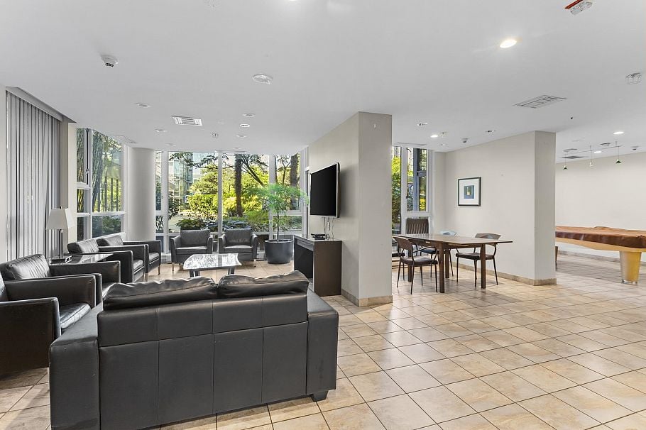 2505 1033 Marinaside Crescent Vancouver, BC - 21