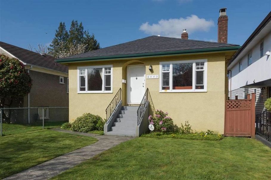 6445 Ontario Street Vancouver, BC - 1
