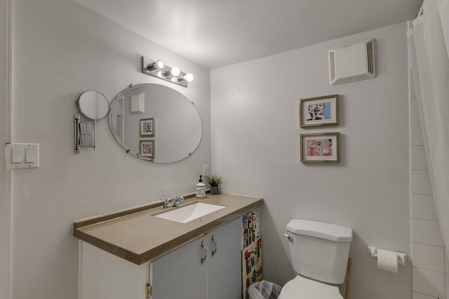1577 E 26th Avenue Vancouver, BC - 29