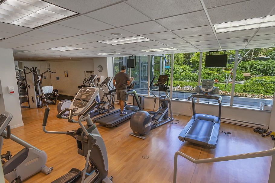 2505 1033 Marinaside Crescent Vancouver, BC - 24
