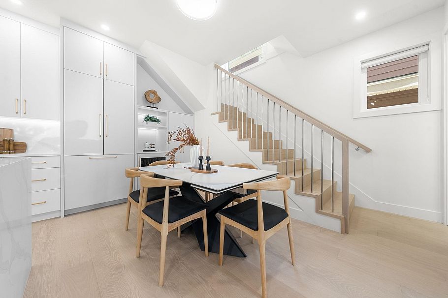 1 1582 E 2nd Avenue Vancouver, BC - 17