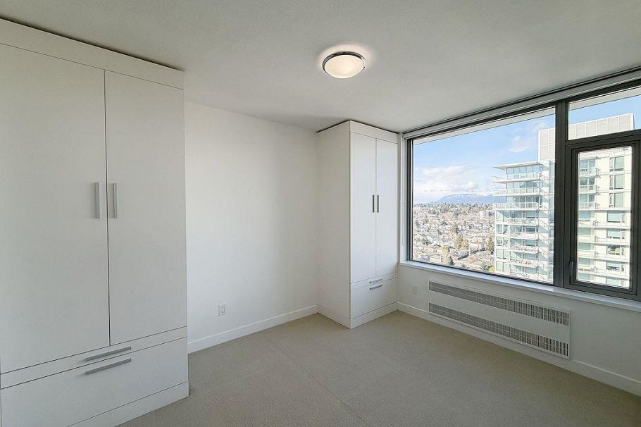 2504 8131 Nunavut Lane Vancouver, BC - 3