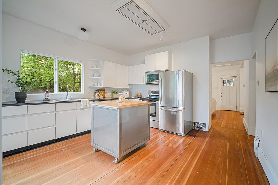 2497 Wall Street Vancouver, BC - 20