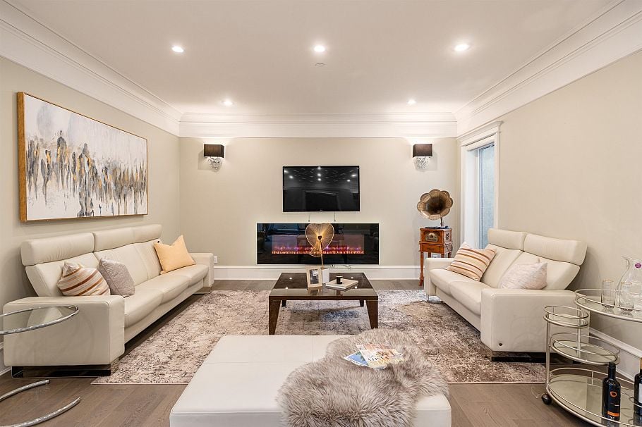 1461 W 47th Avenue Vancouver, BC - 29