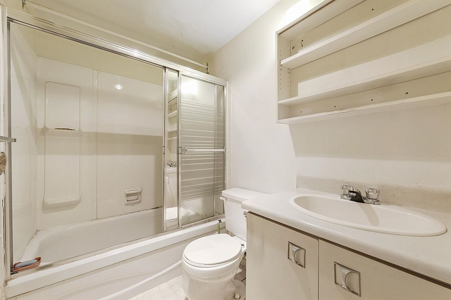 115 1440 E Broadway Street Vancouver, BC - 13