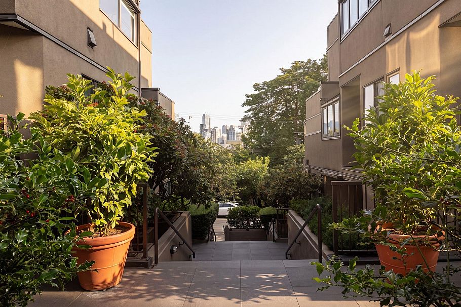 W4 1070 W 7th Avenue Vancouver, BC - 32