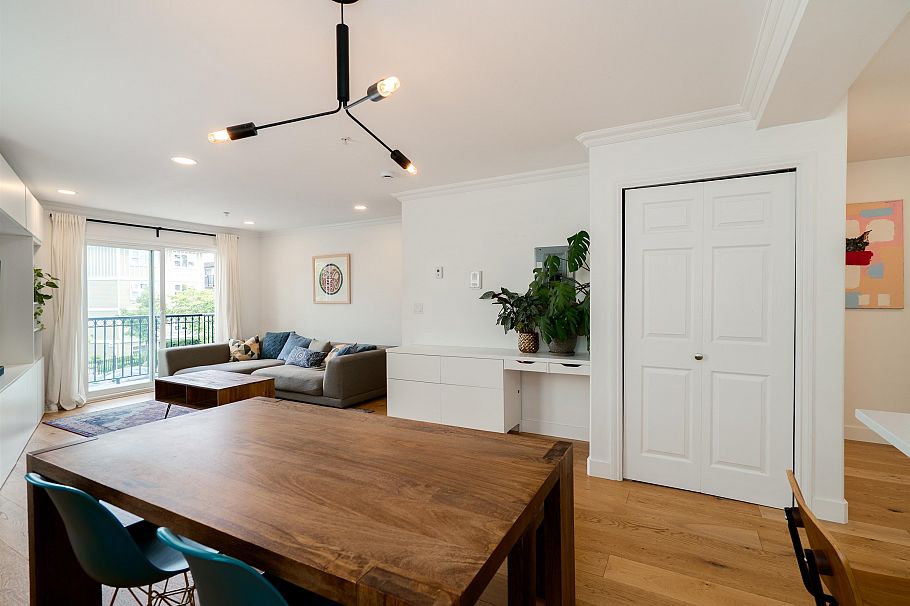 2042 Triumph Street Vancouver, BC - 15