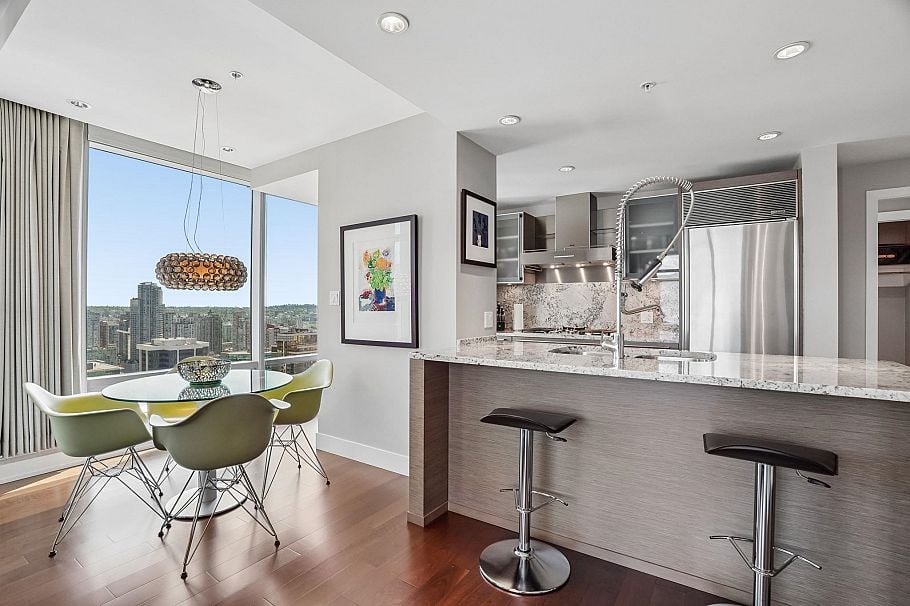 3305 1111 Alberni Street Vancouver, BC - 13