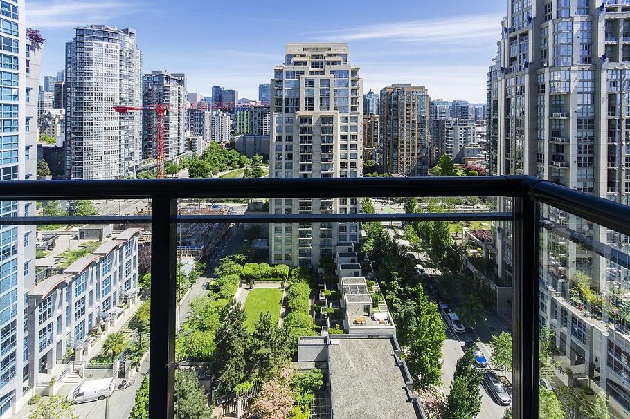 2002 1295 Richards Street Vancouver, BC - 21