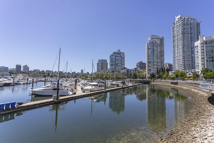 2505 1033 Marinaside Crescent Vancouver, BC - 28