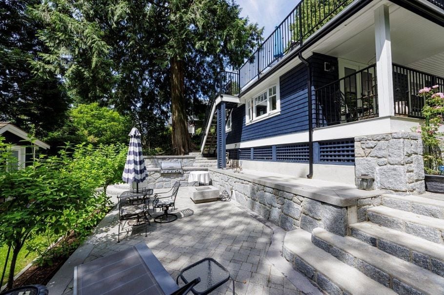 461 E St. James Road North Vancouver, BC - 35