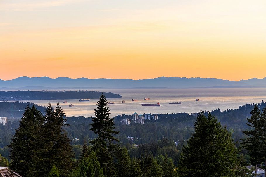 4350 Starlight Way North Vancouver, BC - 3