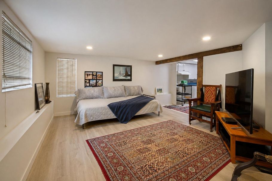 2497 Wall Street Vancouver, BC - 38
