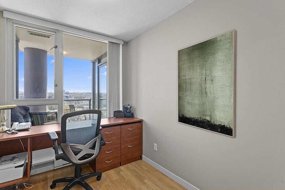 2505 1033 Marinaside Crescent Vancouver, BC - 19