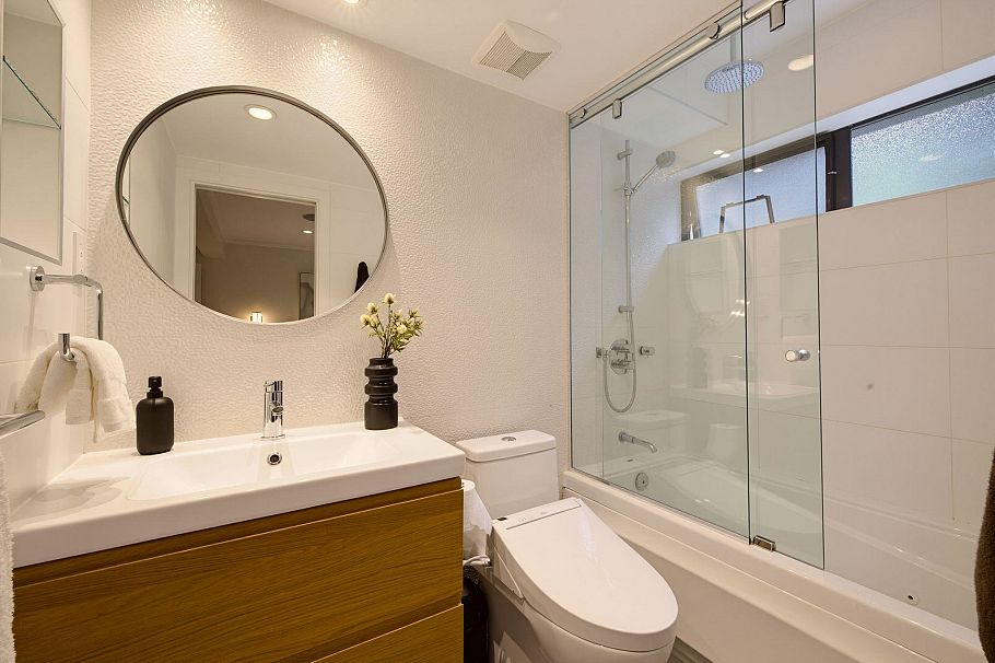 W4 1070 W 7th Avenue Vancouver, BC - 27