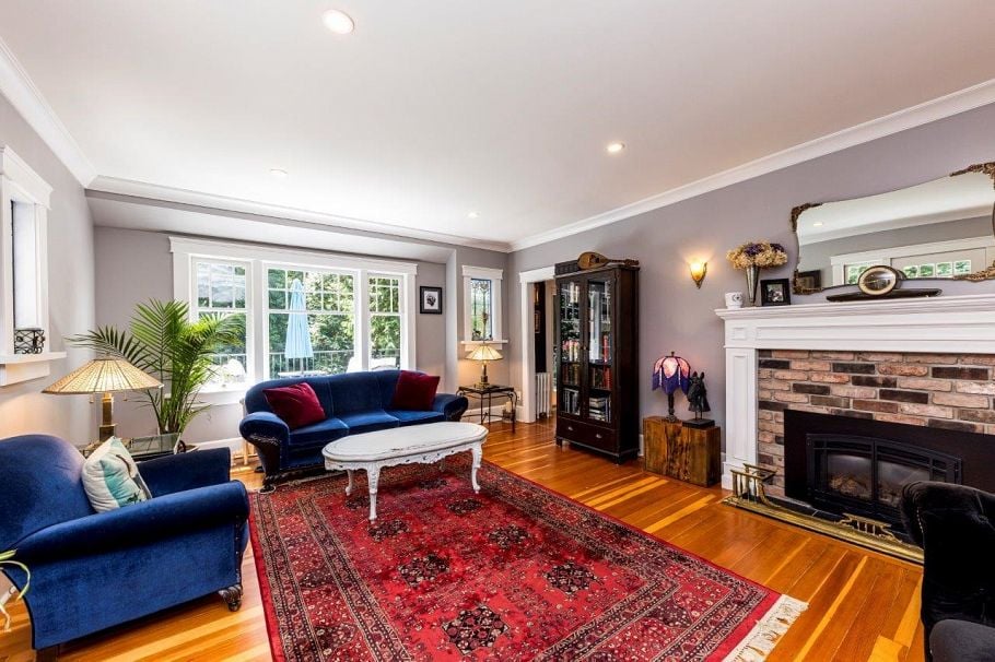 461 E St. James Road North Vancouver, BC - 3