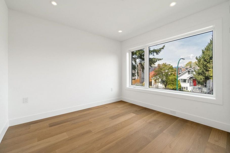 1 950 W 17th Avenue Vancouver, BC - 19