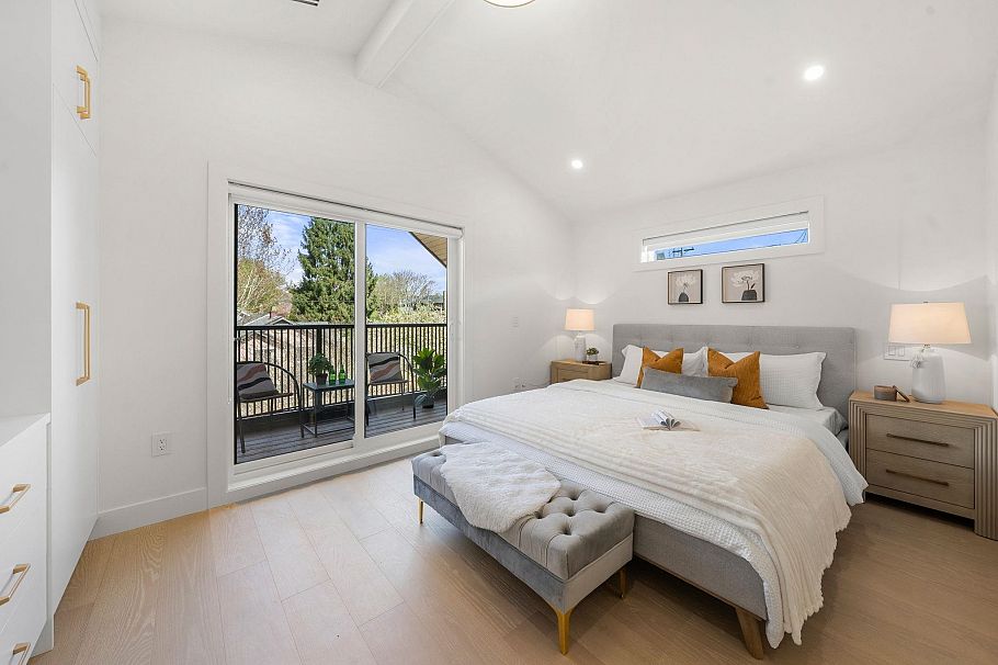 1 1582 E 2nd Avenue Vancouver, BC - 39