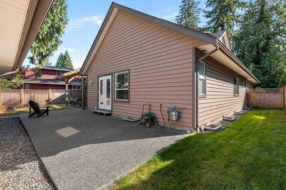 3538 Bluebonnet Road North Vancouver, BC - 25
