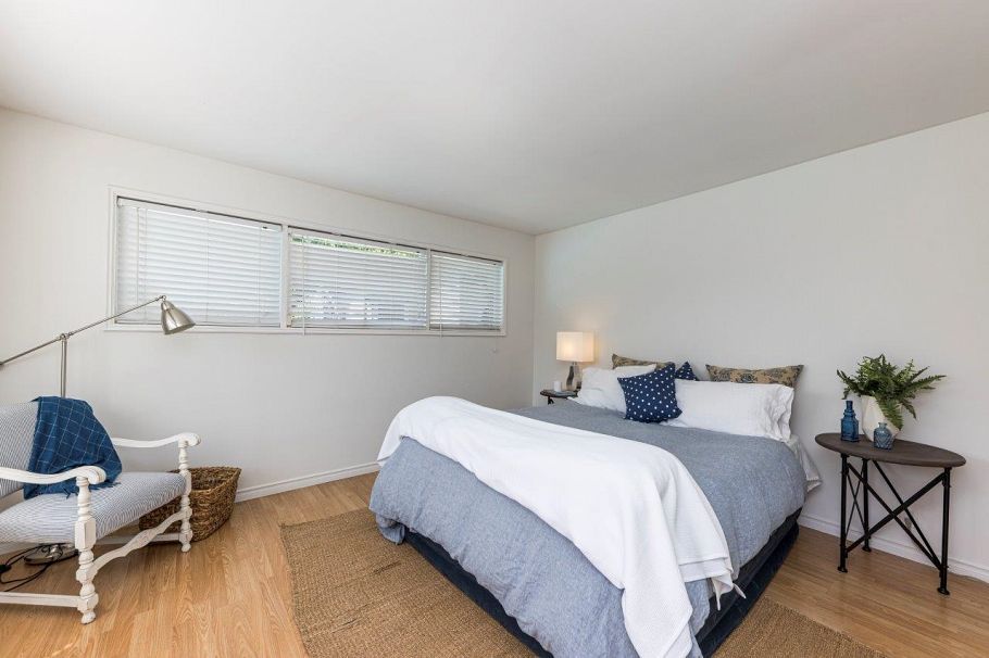 1140 Pinewood Crescent North Vancouver, BC - 8