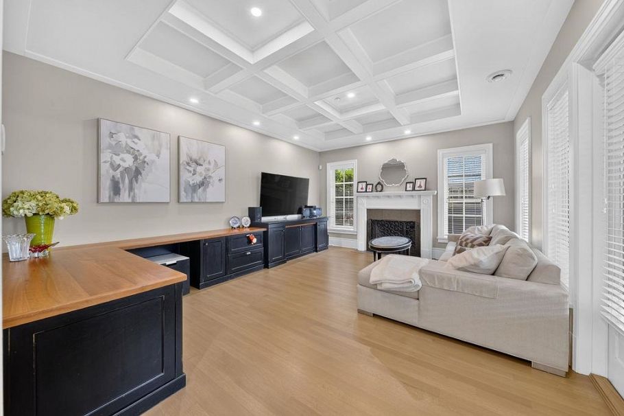 2599 W 36th Avenue Vancouver, BC - 20
