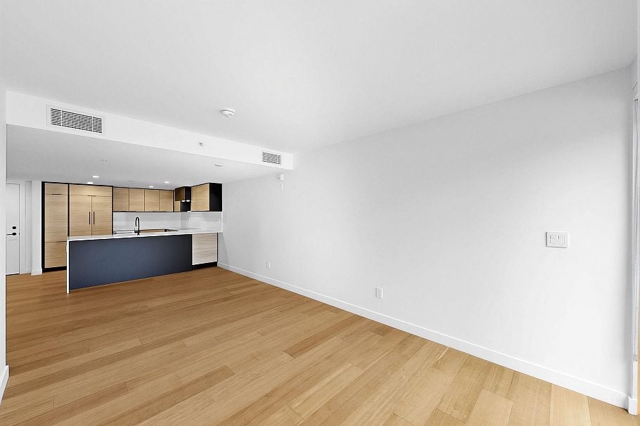 202 6485 Manitoba Street Vancouver, BC - 21